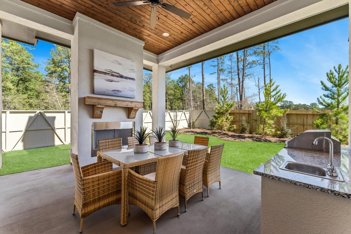 Backyard, Exterior