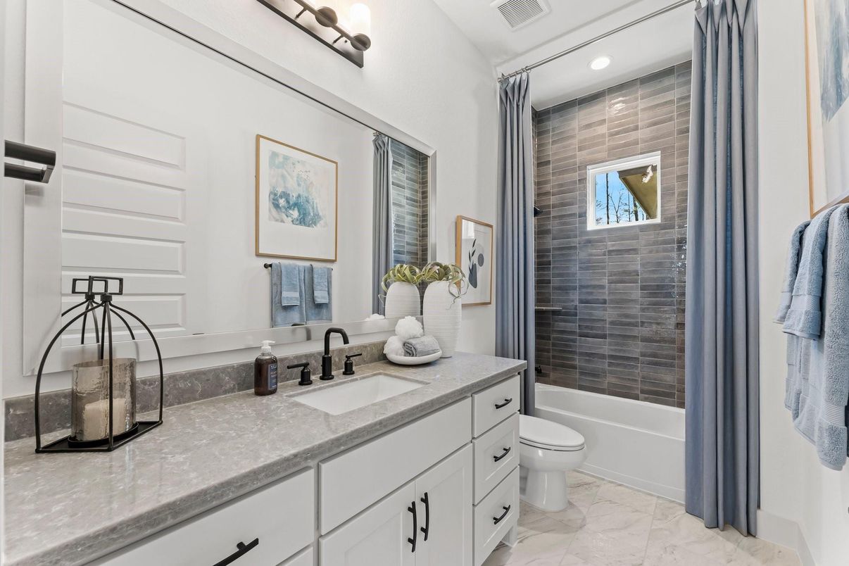 Bathroom, Interior, Marble, Recessed Lighting