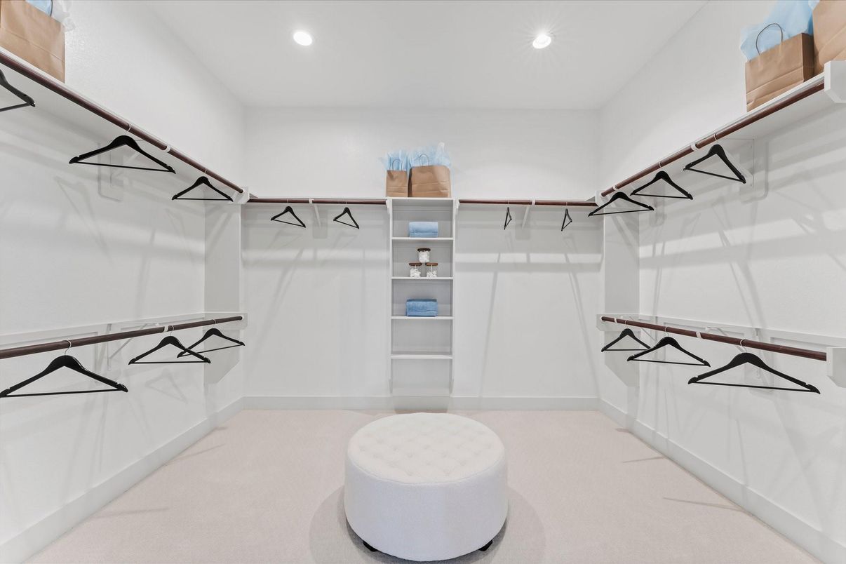 Interior, Recessed Lighting, Walk-in Closets