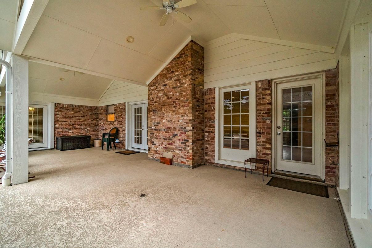 Exterior, Stone Walls
