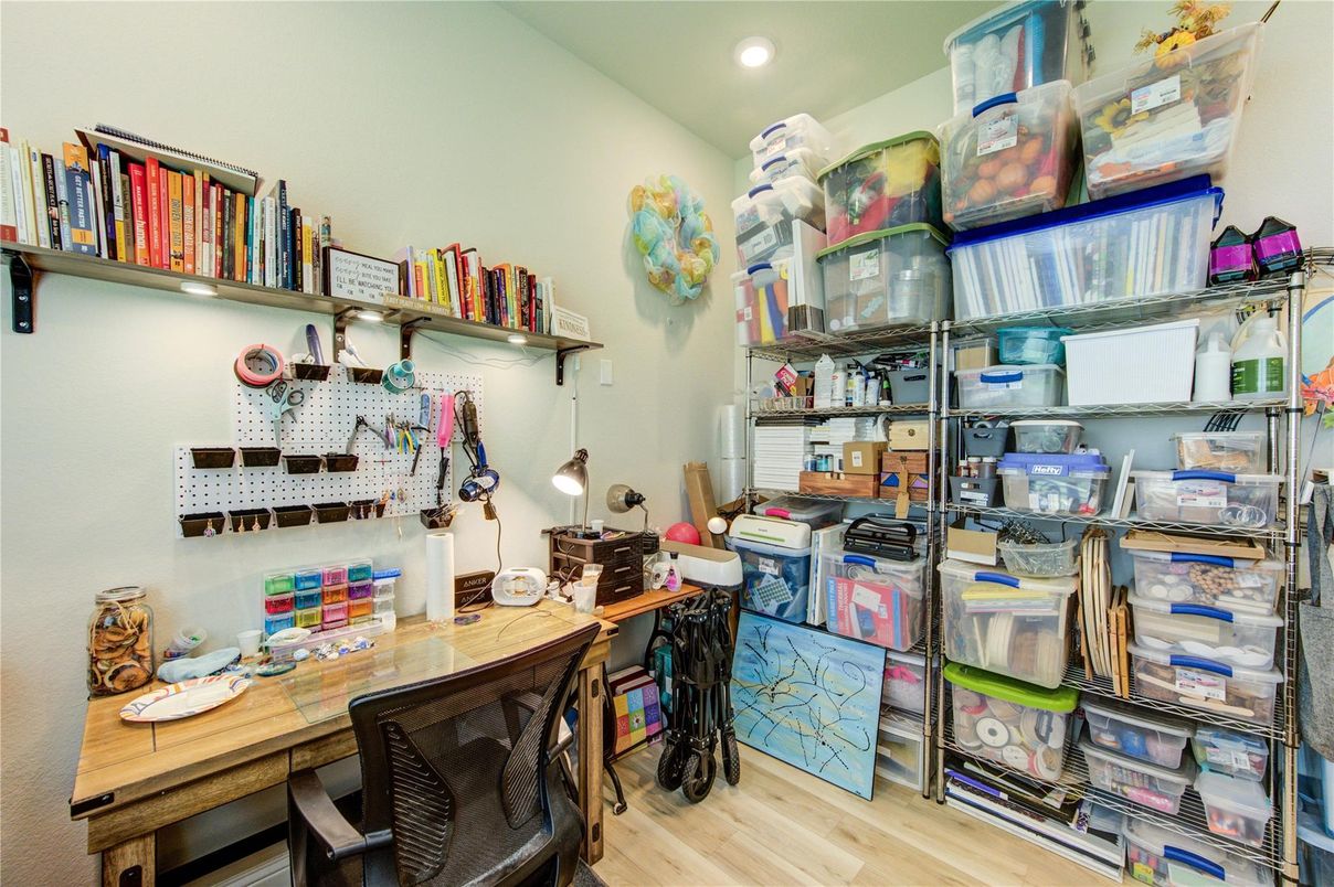 Home Office, Interior, Recessed Lighting, Wood Texture Flooring