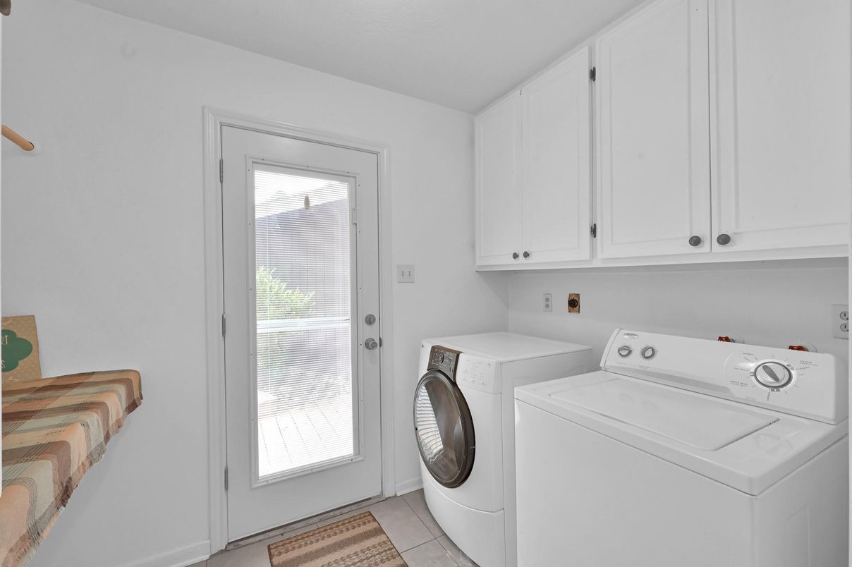 Interior, Washer