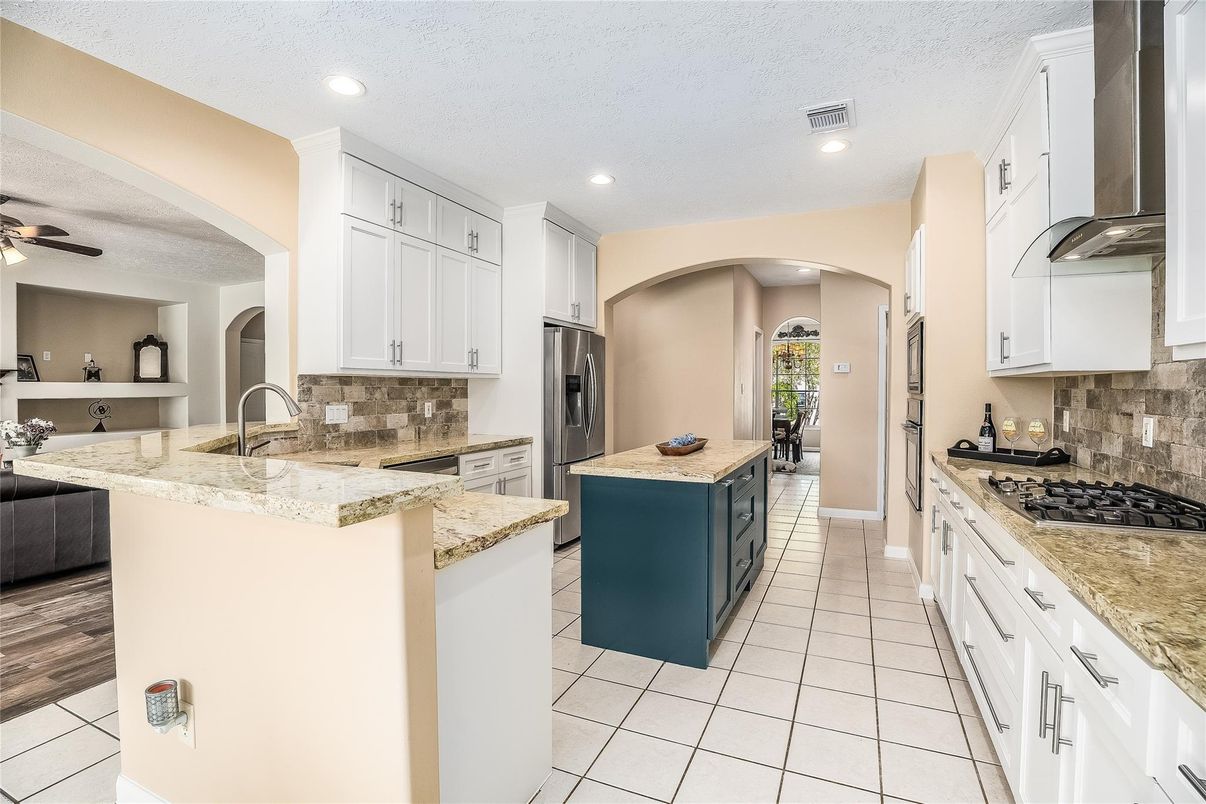Interior, Kitchen, Recessed Lighting