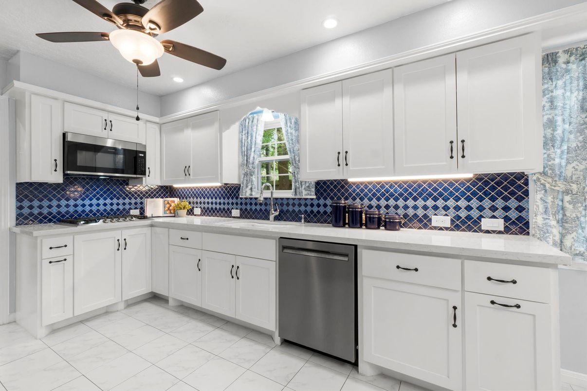 Interior, Kitchen, Marble, Recessed Lighting, Stainless Steel Appliances