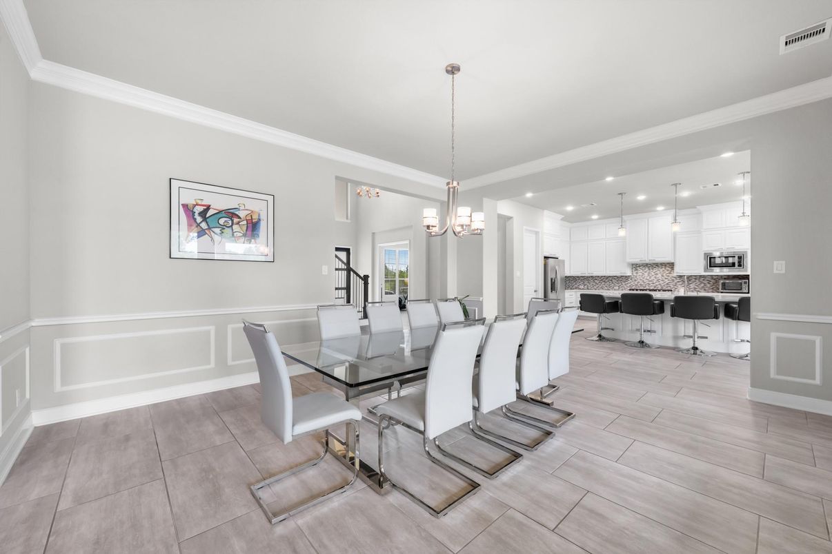 Dining room, Interior, Kitchen, Pendant Lights, Recessed Lighting, Wood Texture Flooring