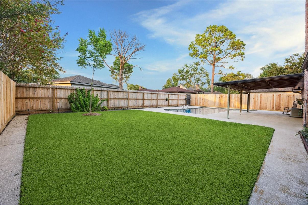 Backyard, Exterior, Pool