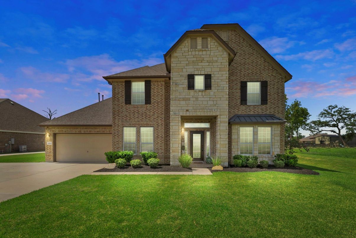 Attached, Exterior, Facade, Brick Facade, Brick Traditional