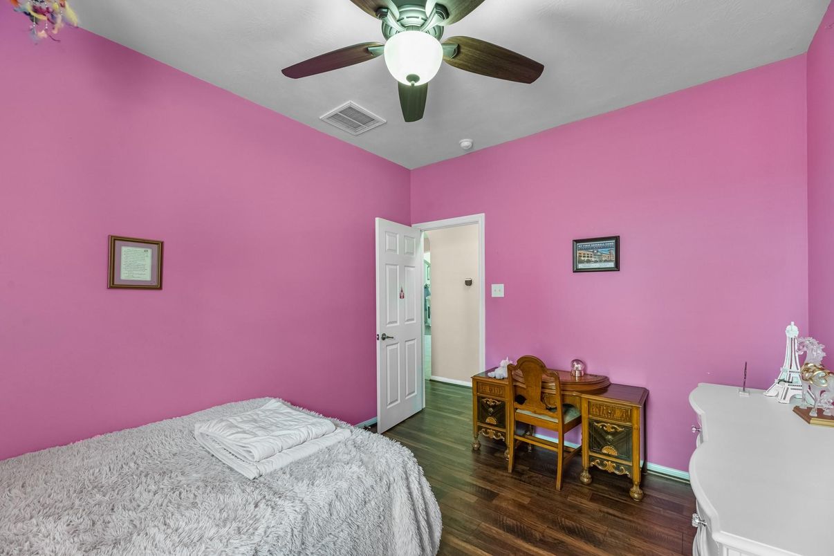 Bedroom, Home Office, Interior, Wood Texture Flooring