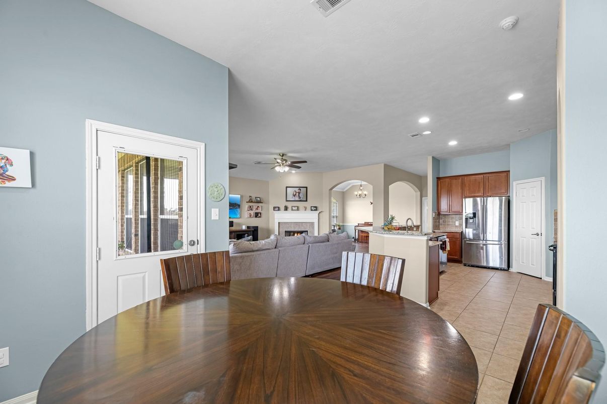 Dining room, Fireplace, Interior, Kitchen, Living room, Recessed Lighting