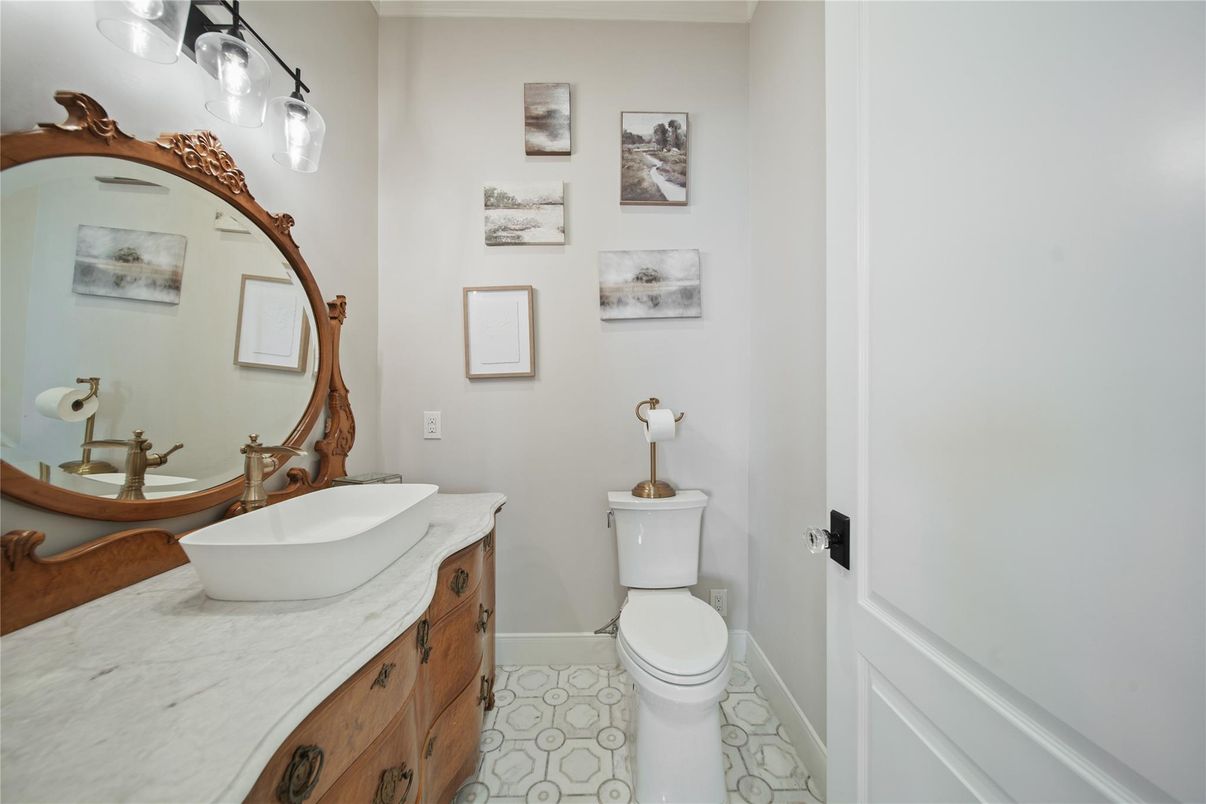 Bathroom, Interior