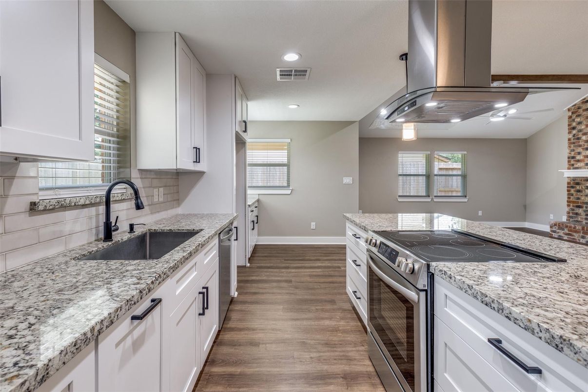Interior, Kitchen, Recessed Lighting, Wood Texture Flooring