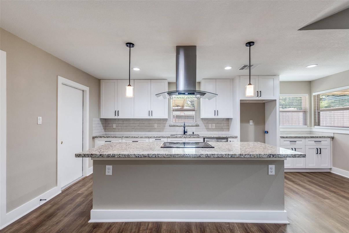 Interior, Kitchen, Pendant Lights, Recessed Lighting, Wood Texture Flooring