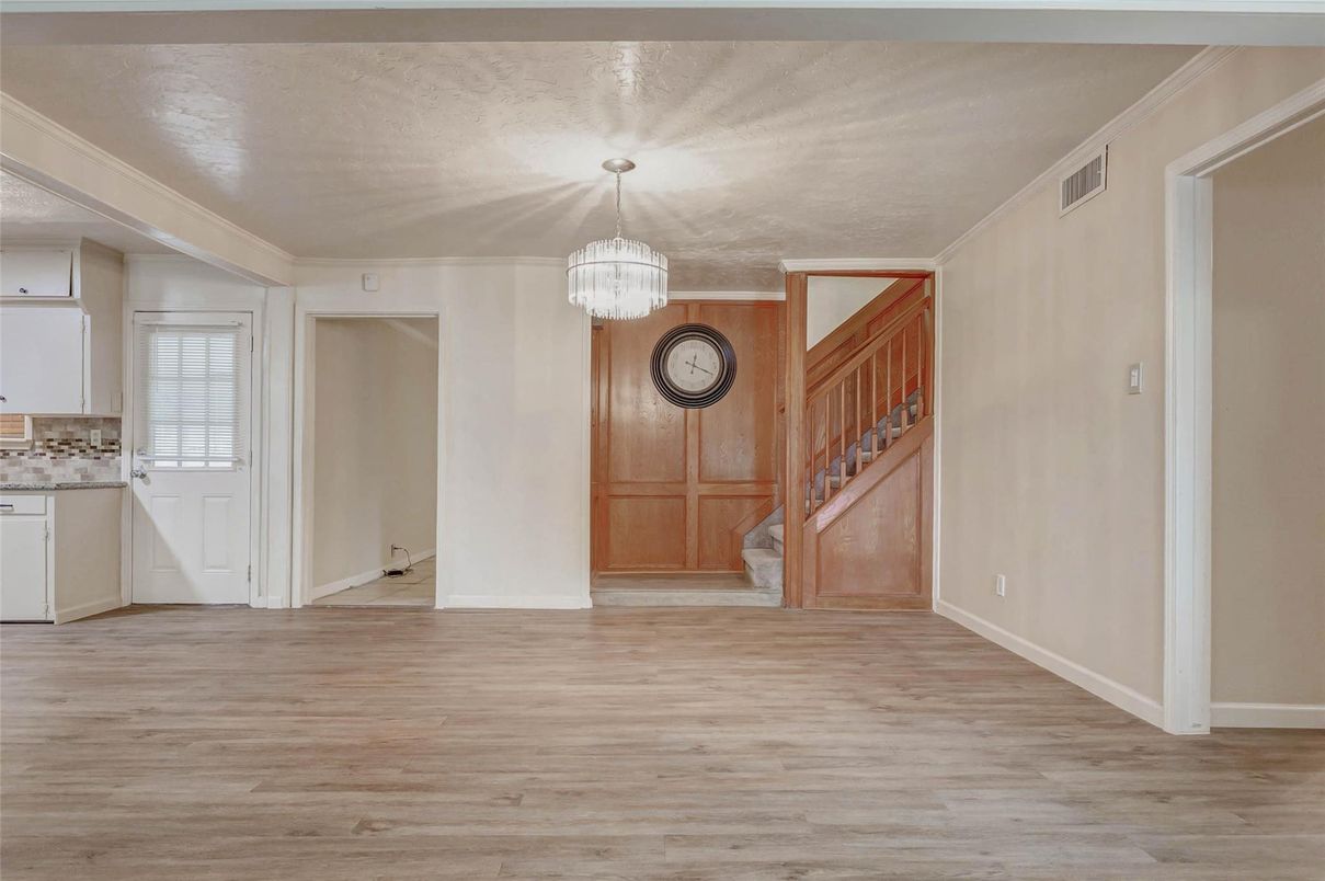 Chandelier, Empty room, Interior, Wood Texture Flooring