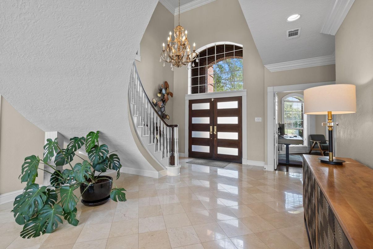 Chandelier, Interior, Recessed Lighting