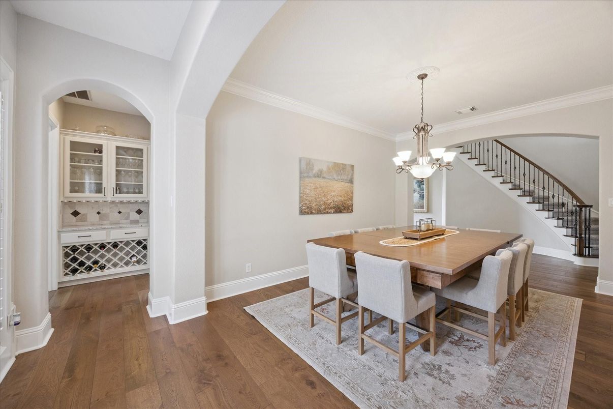 Chandelier, Dining room, Interior, Wood Texture Flooring