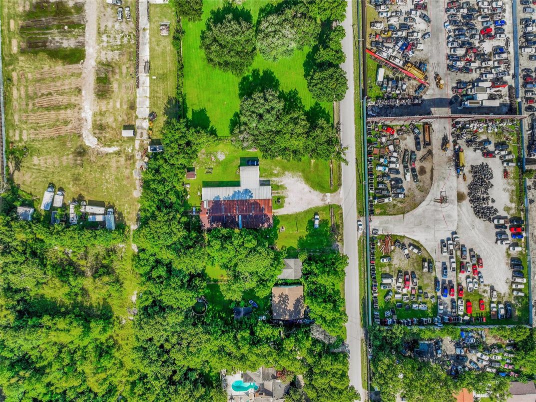 Exterior, Drone