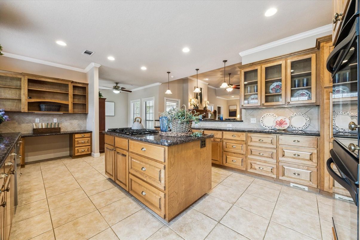 Interior, Kitchen, Pendant Lights, Recessed Lighting