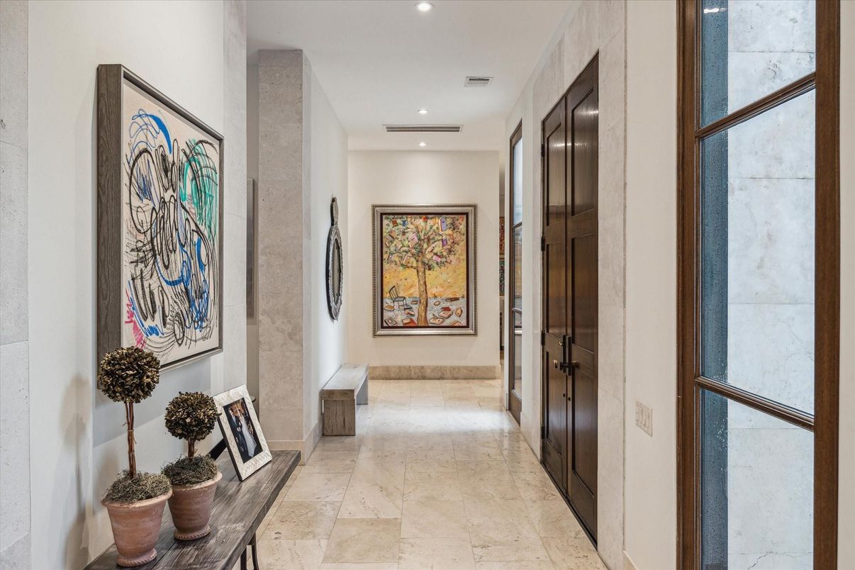 Interior, Recessed Lighting