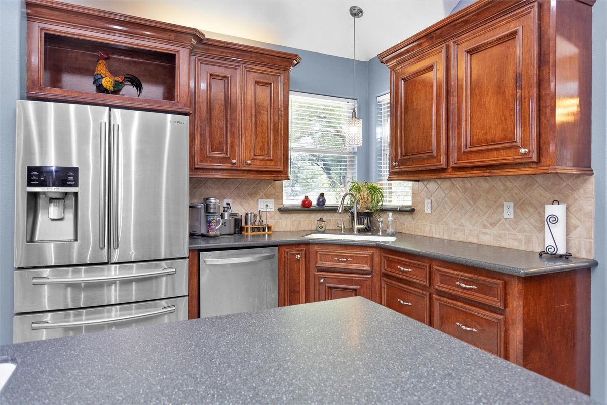 Interior, Kitchen, Pendant Lights, Stainless Steel Appliances