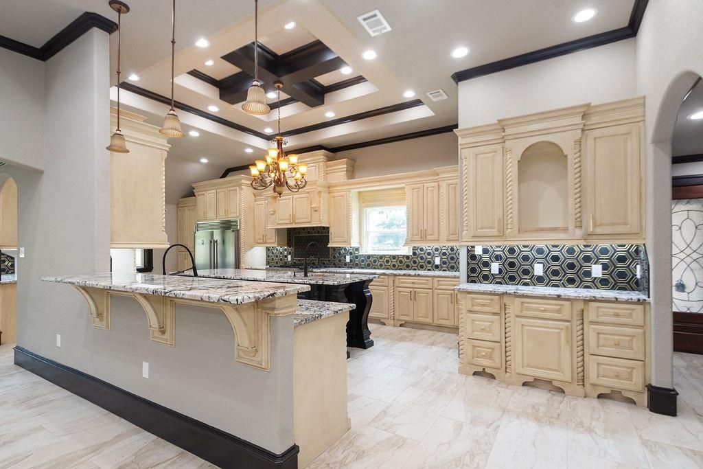 Chandelier, Interior, Kitchen, Marble, Pendant Lights, Recessed Lighting, Stainless Steel Appliances, Wood Texture Flooring