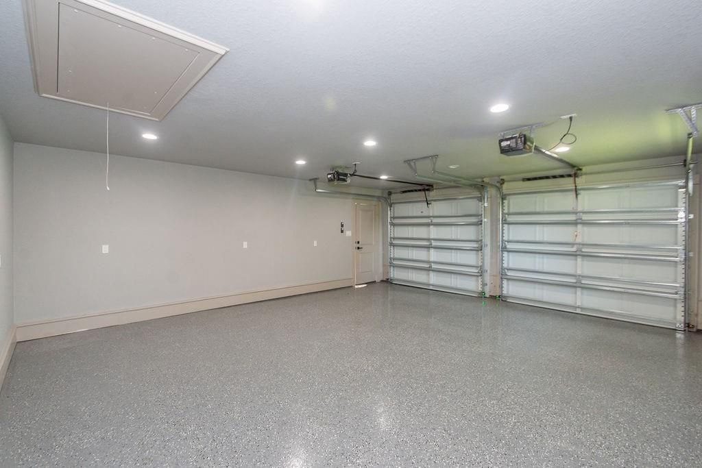 Garage, Interior, Recessed Lighting