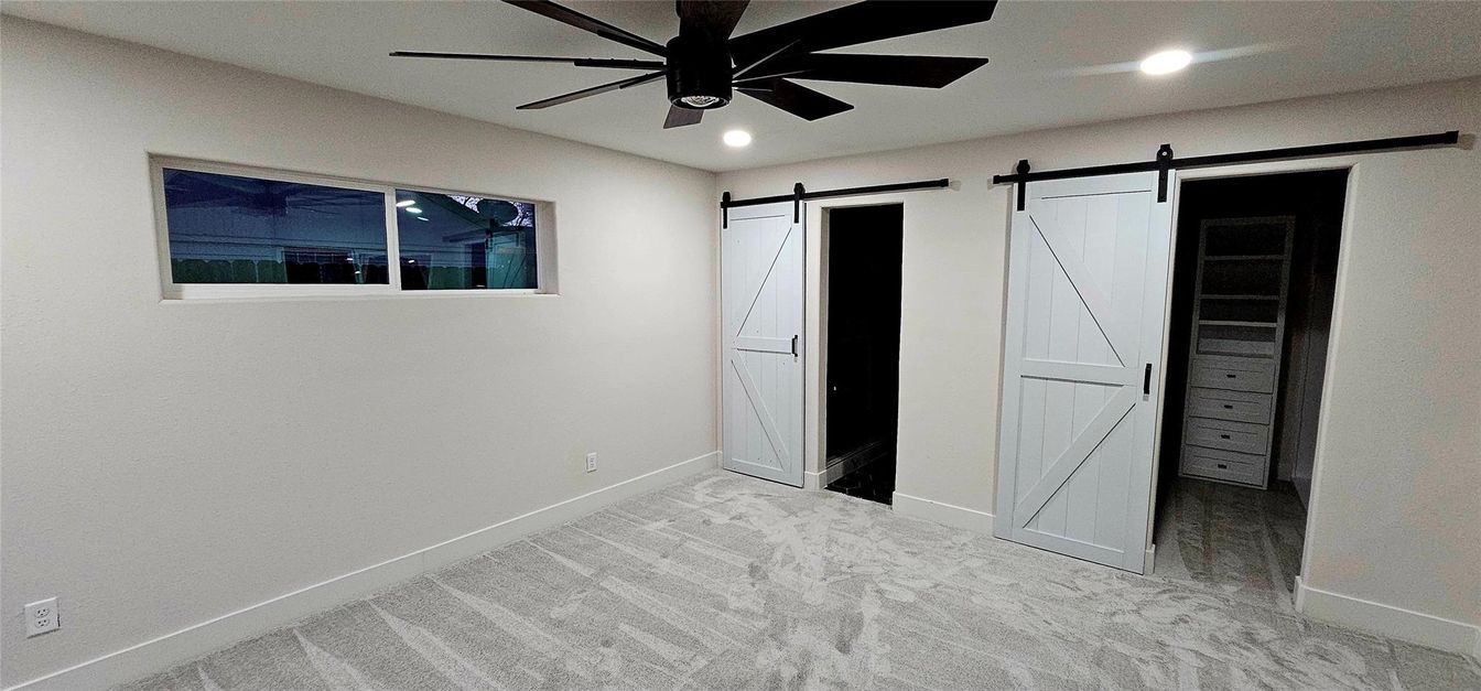 Empty room, Interior, Marble, Recessed Lighting