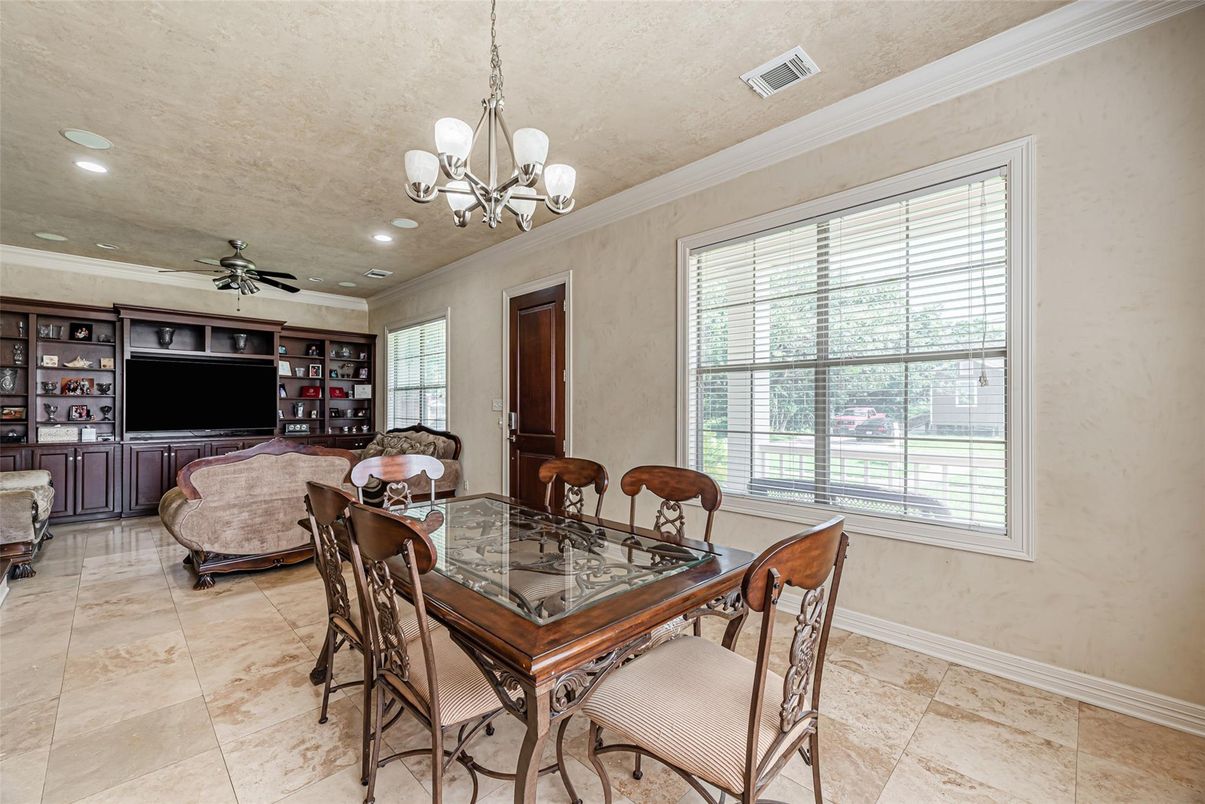 Chandelier, Dining room, Interior, Living room, Recessed Lighting
