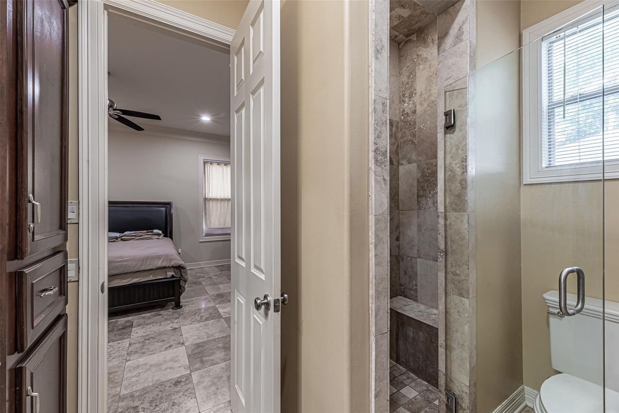 Bathroom, Bedroom, Glass Shower, Interior, Recessed Lighting