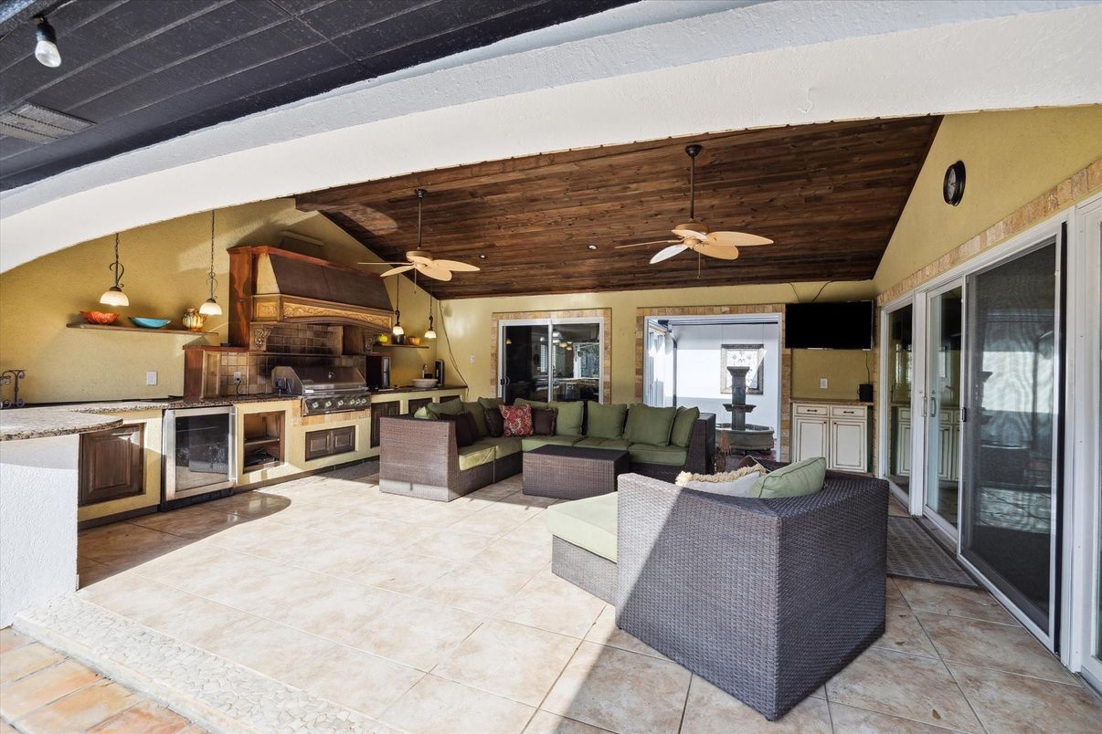 Interior, Kitchen, Living room