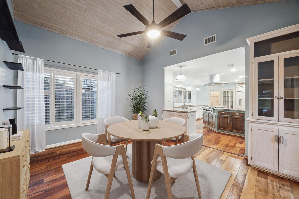 Dining room, Interior, Kitchen, Pendant Lights, Recessed Lighting, Wooden Ceilings, Wood Texture Flooring