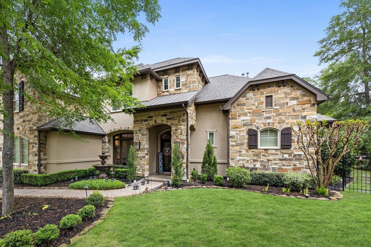 Backyard, Exterior, Facade, Mediterranean