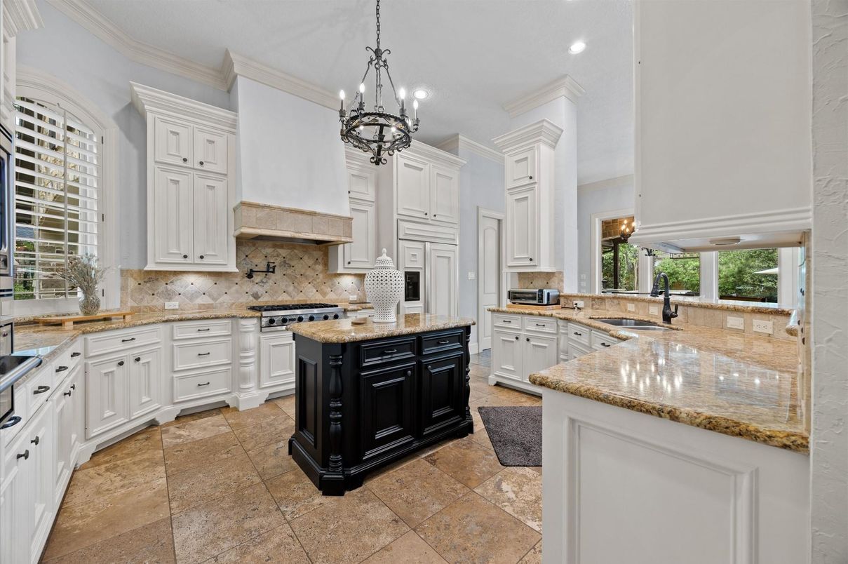 Chandelier, Interior, Kitchen, Pendant Lights, Recessed Lighting