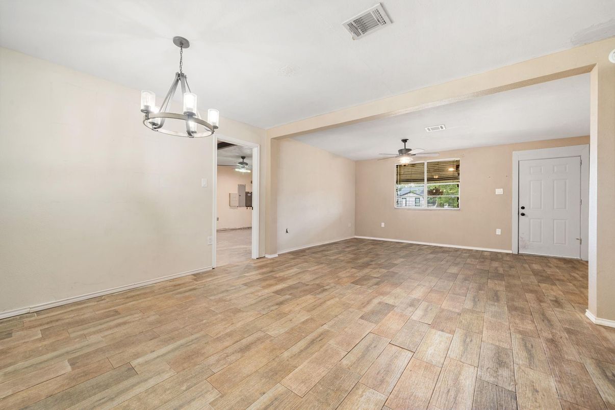 Chandelier, Empty room, Interior, Pendant Lights, Wood Texture Flooring