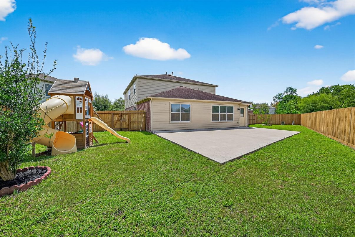 Backyard, Exterior, Playground