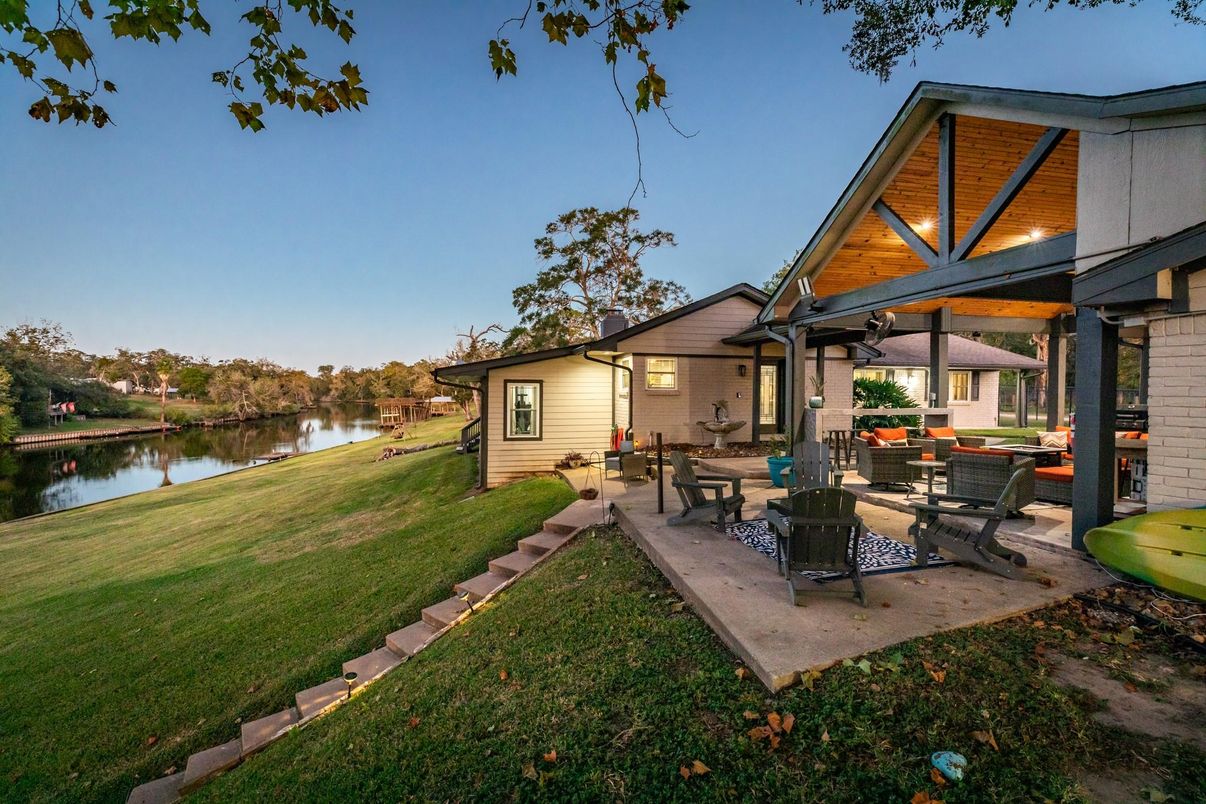 Backyard, Exterior, Water