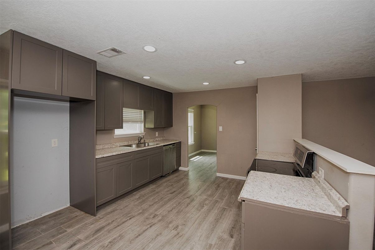Interior, Kitchen, Recessed Lighting, Wood Texture Flooring