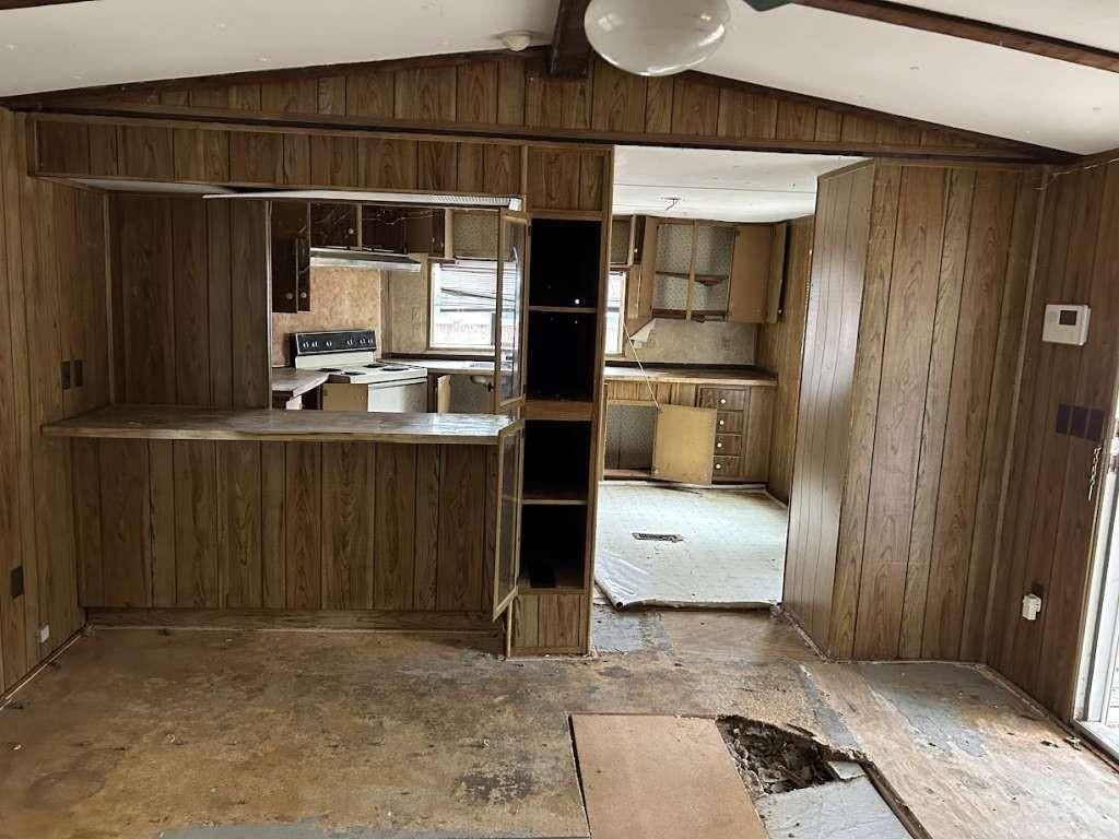 Interior, Kitchen, Wooden Walls