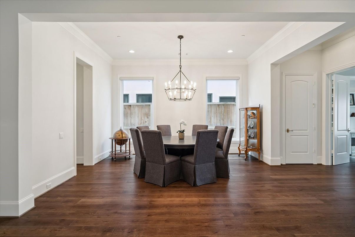 Chandelier, Dining room, Interior, Pendant Lights, Recessed Lighting, Wood Texture Flooring