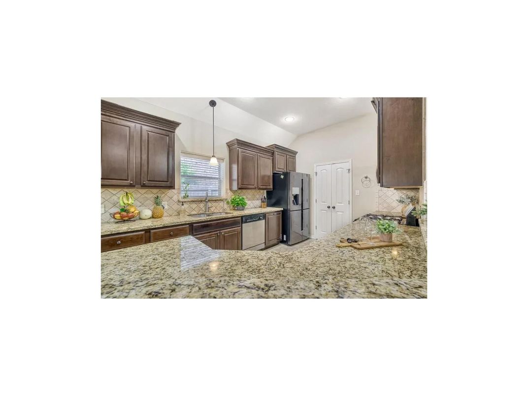 Interior, Kitchen, Pendant Lights, Recessed Lighting