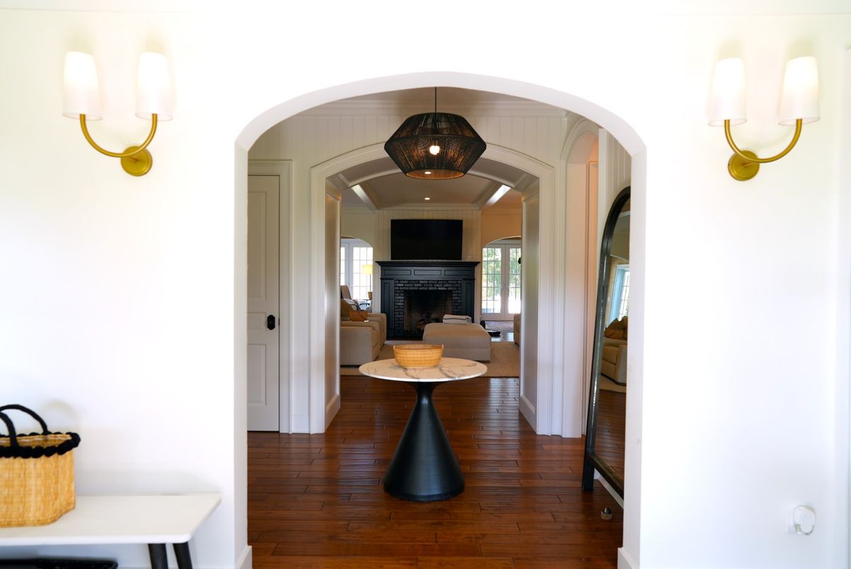 Fireplace, Interior, Pendant Lights, Wood Texture Flooring
