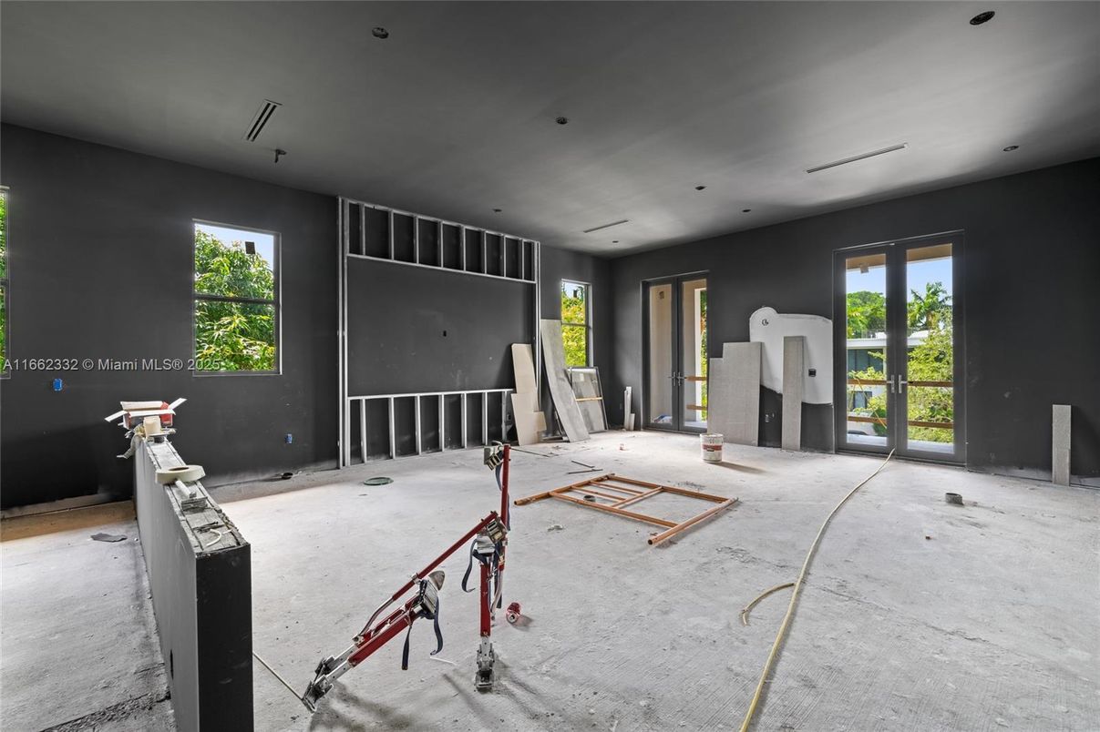 Empty room, Interior, Recessed Lighting