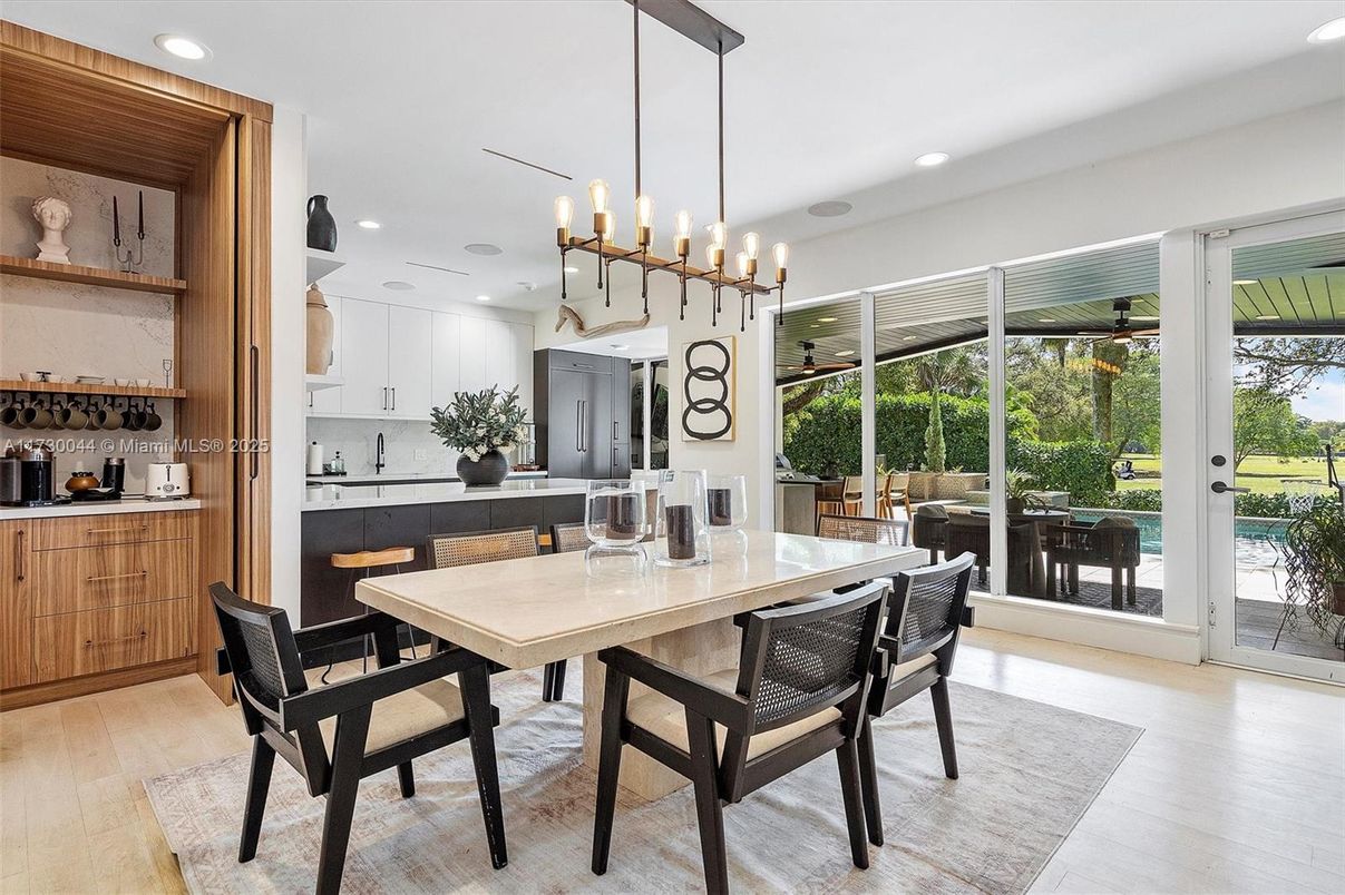 Dining room, Interior, Kitchen, Pendant Lights, Recessed Lighting, Wood Texture Flooring