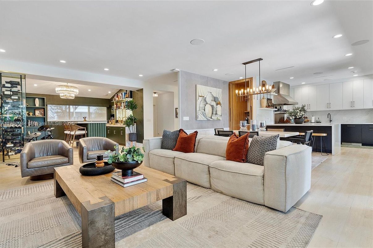 Chandelier, Dining room, Interior, Kitchen, Living room, Pendant Lights, Recessed Lighting, Wood Texture Flooring