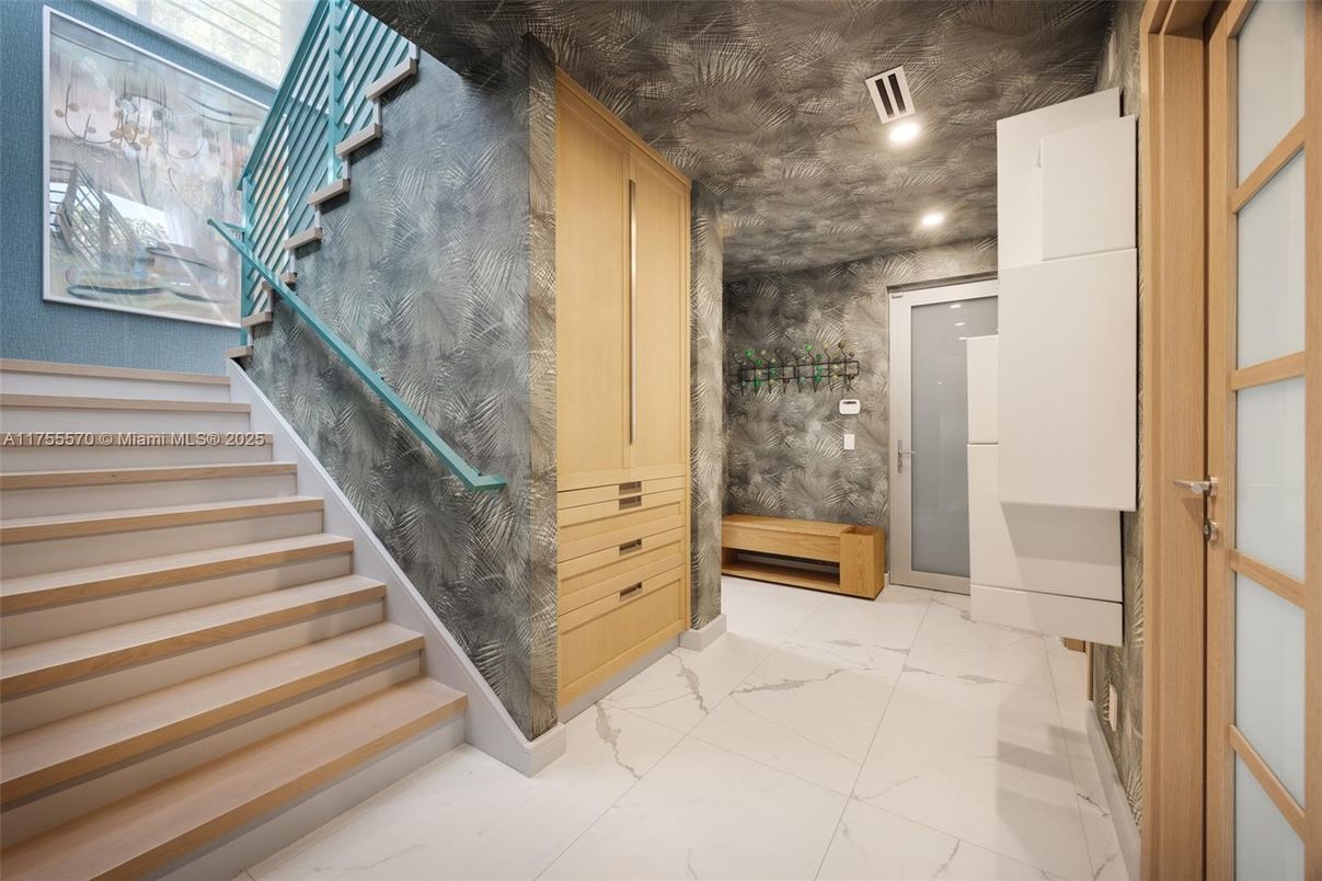 Interior, Marble, Recessed Lighting