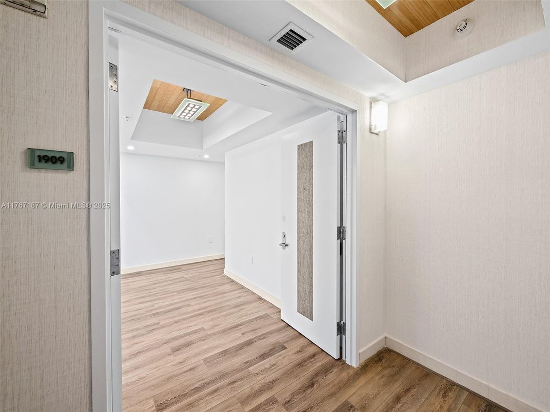 Interior, Recessed Lighting, Wooden Ceilings, Wood Texture Flooring