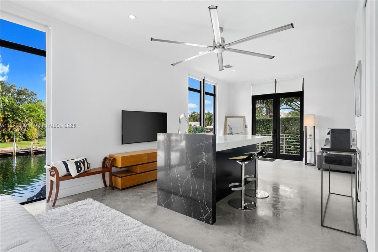 Interior, Recessed Lighting, Water