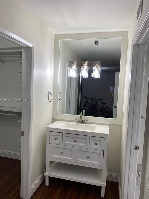 Bathroom, Interior, Wood Texture Flooring