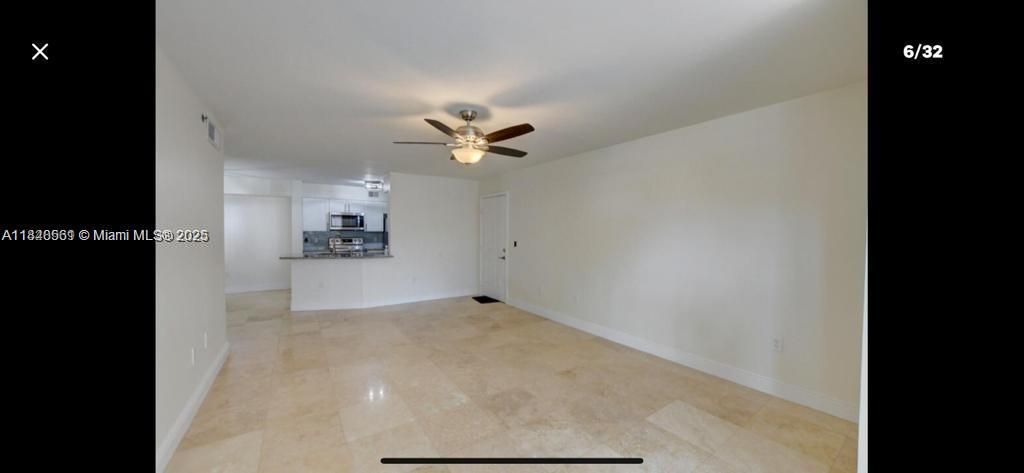 Empty room, Interior, Kitchen