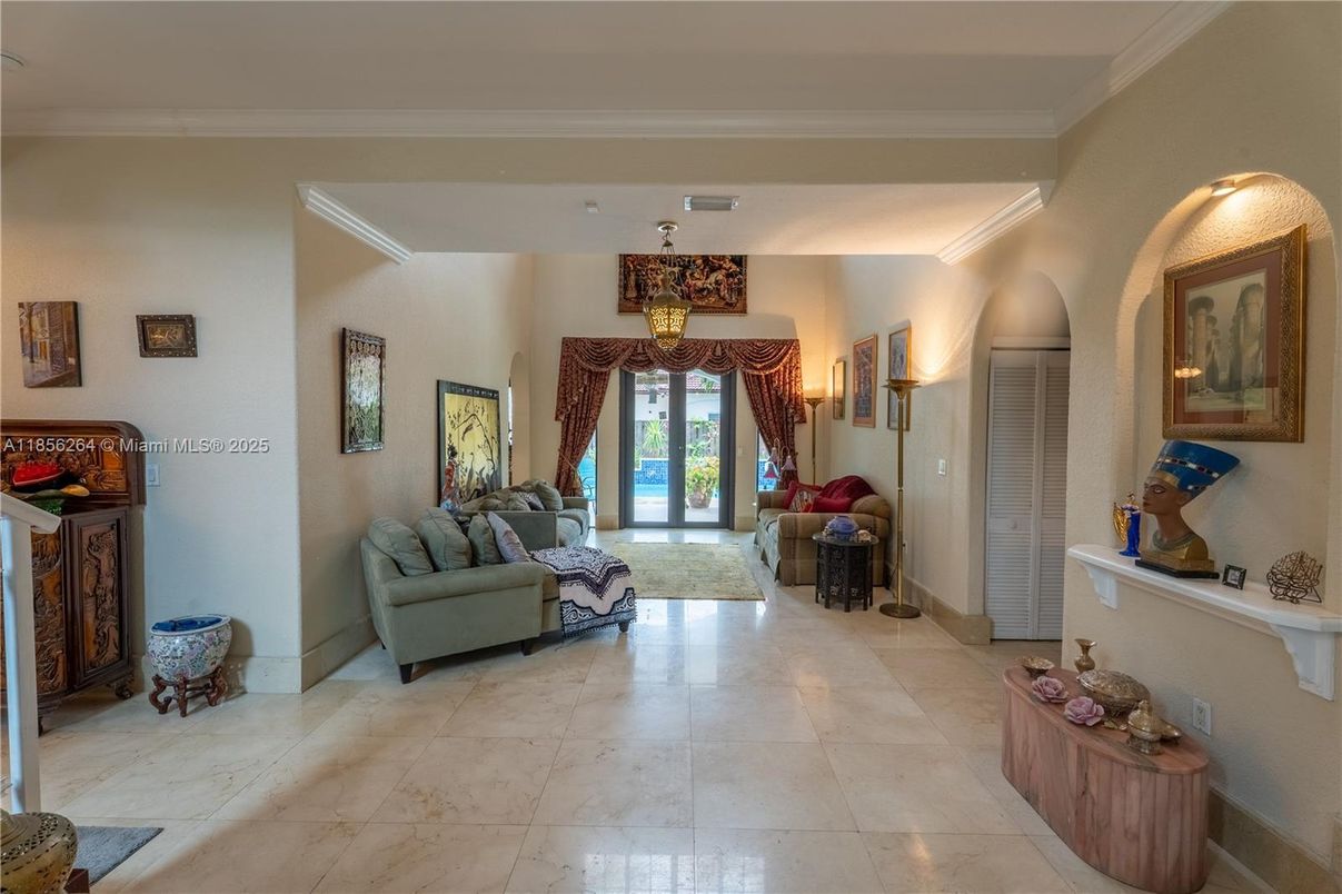 Interior, Living room