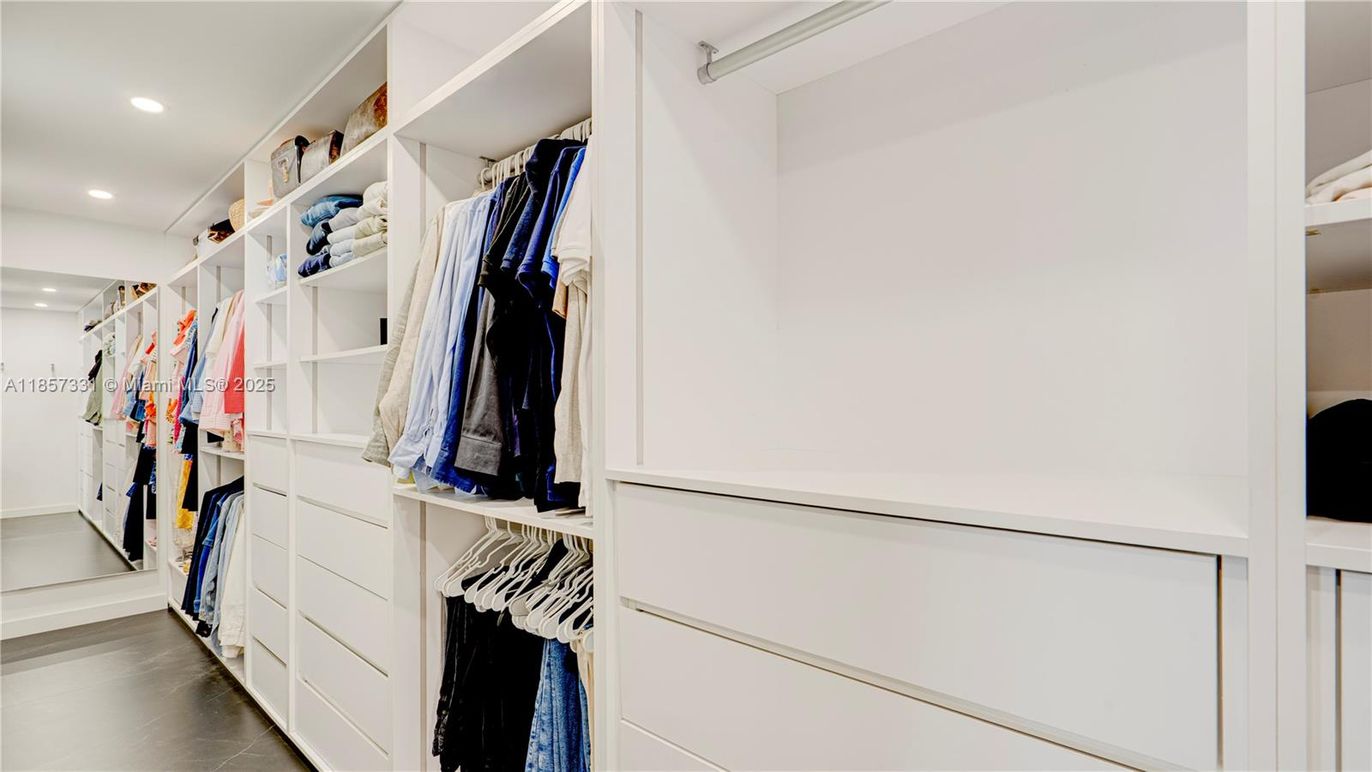 Interior, Recessed Lighting, Walk-in Closets, Wood Texture Flooring